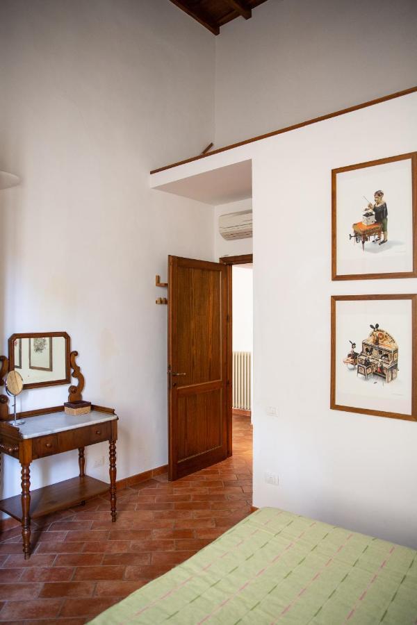 Lovely One Bedroom Apartment Nearby Ponte Vecchio Florence Exterior photo